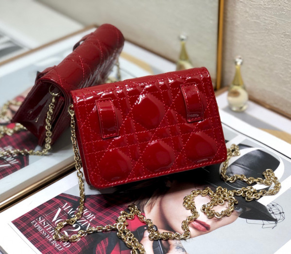 lady D*or nano pouch