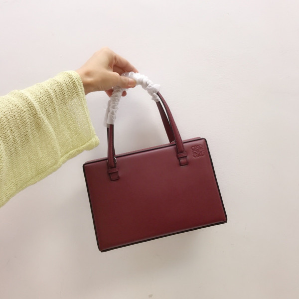 LOEWE POSTAL BAG