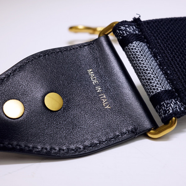 D*or strap
