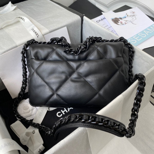 CL 19 FLAP BAG 26cm/30cm