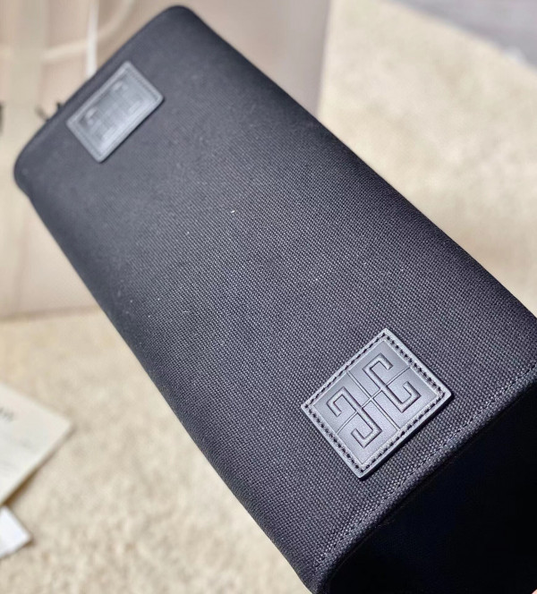 GIVENCHY TOTE BAG