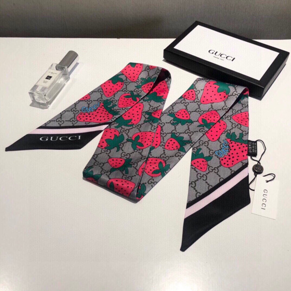 G*u*i bandeau