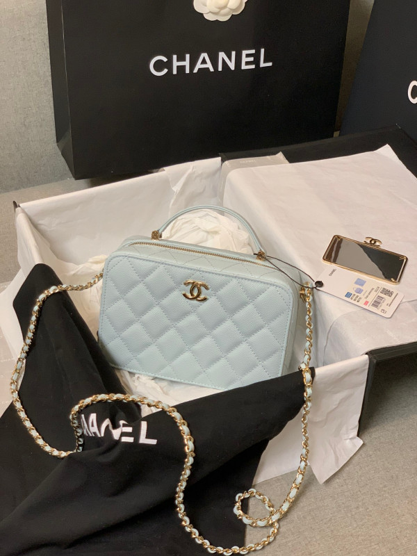 CL VANITY CASE