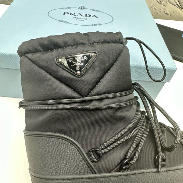 Pra*a boots