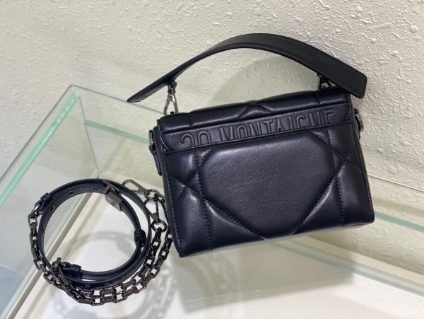 D*or 30 montaigne box bag with handle