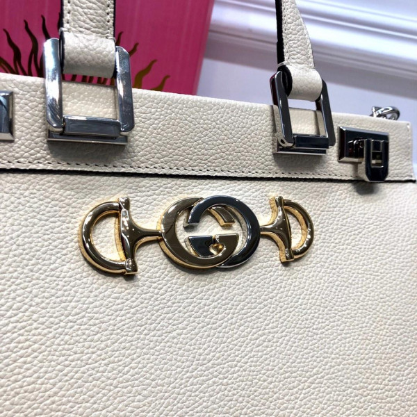 G*u*i zumi grainy leather small top handle bag