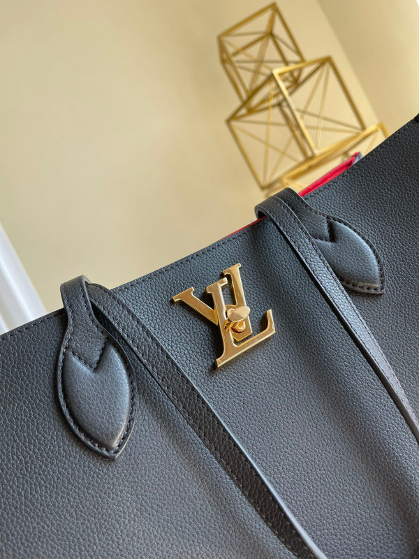 l**is V*t*n lockme shopper