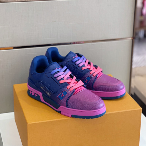 l**is V*t*n trainer sneaker