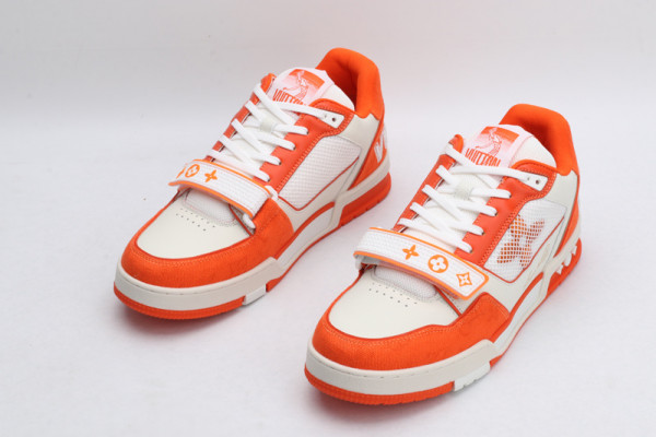 l**is V*t*n trainer sneaker