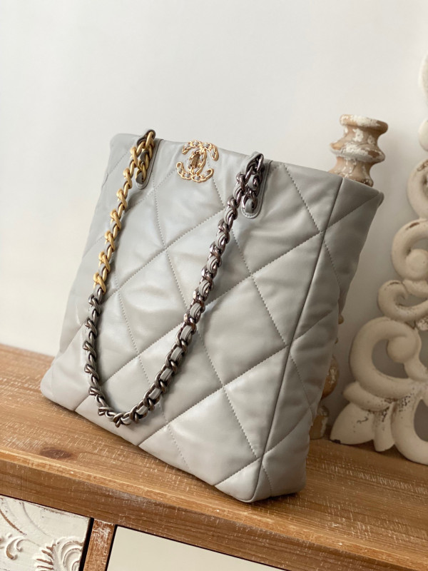 CL 19 SHOPPING BAG
