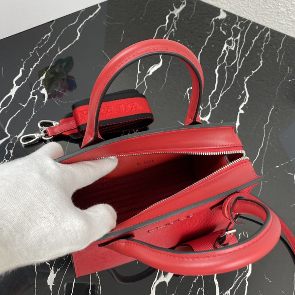 Pra*a saffiano leather Pra*a monochrome bag
