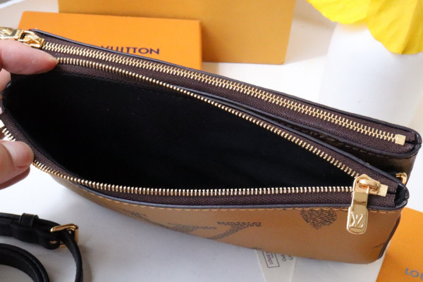 l**is V*t*n double zip pochette