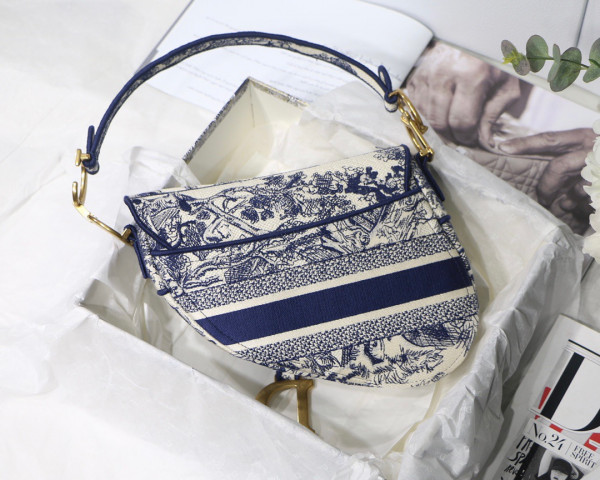 D*or saddle bag