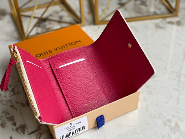 l**is V*t*n victorine wallet