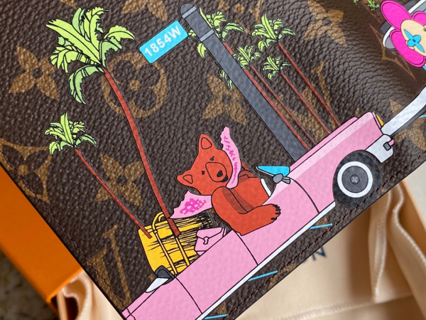 l**is V*t*n passport cover