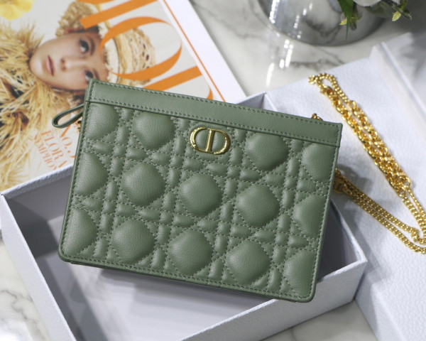 D*or caro zipped pouch with chain