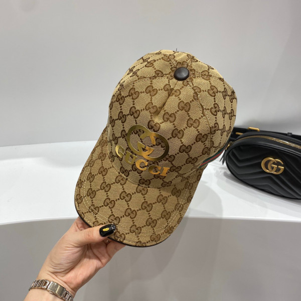 G*u*i hat
