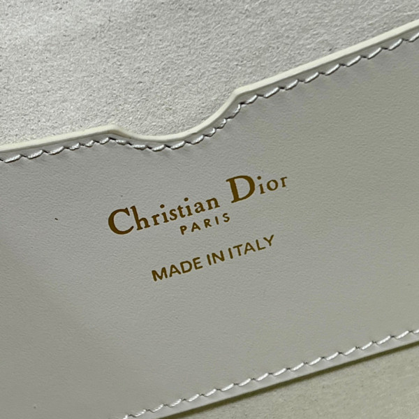 D*or 30 montaigne avenue bag