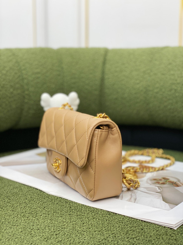 CL MINI FLAP BAG