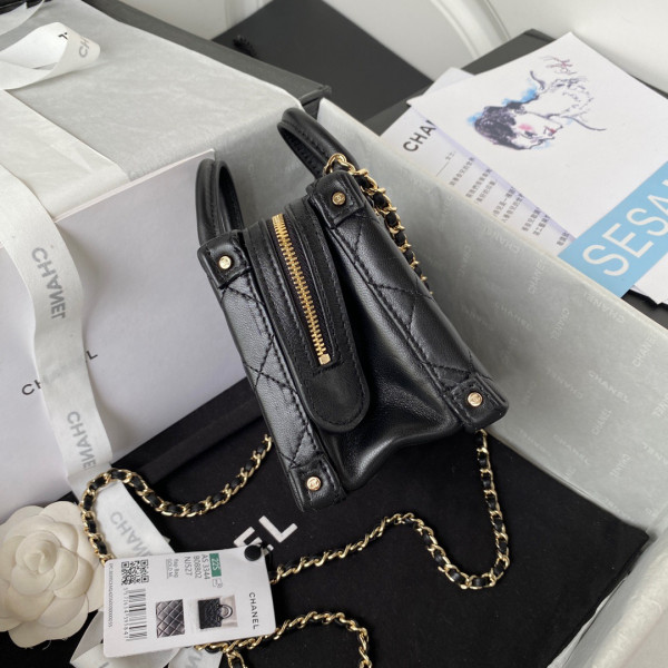 CL VANITY CASE