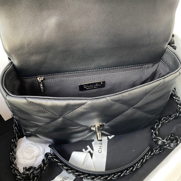 CL 19 FLAP BAG 26cm/30cm