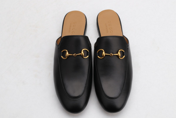 G*u*i princetown leather slipper