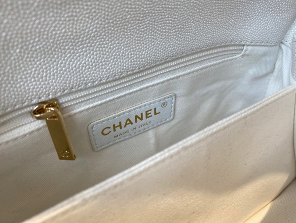 CL FLAP BAG WITH TOP HANDLE