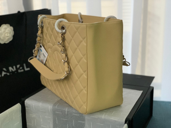 CL TOTE BAG