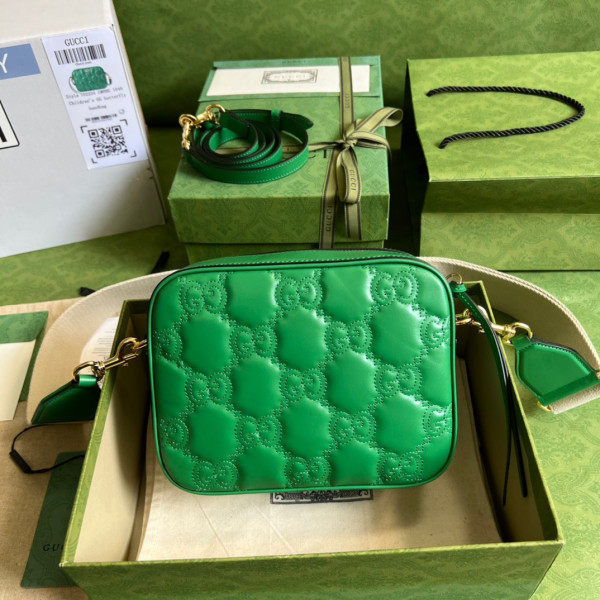 G*u*i gg matelassé leather shoulder bag