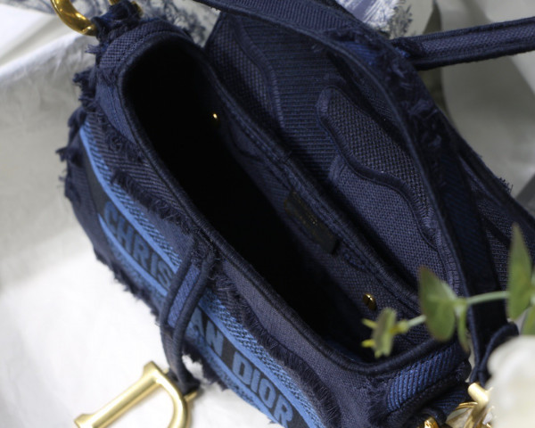 D*or saddle bag
