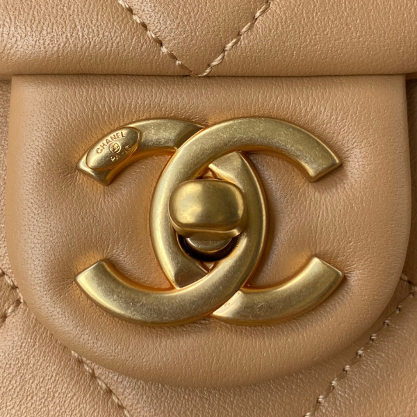 CL FLAP BAG