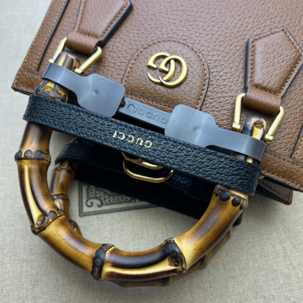 G*u*i diana mini tote bag
