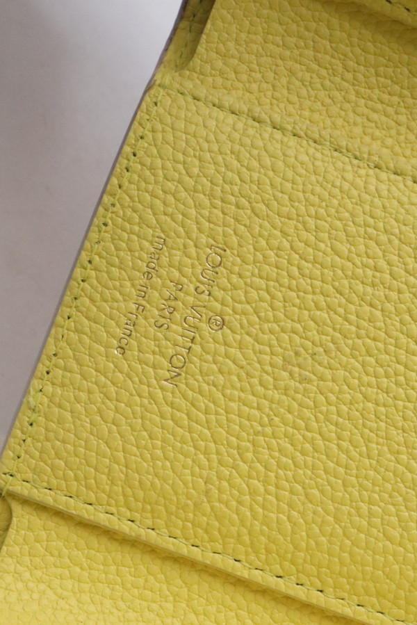 l**is V*t*n victorine wallet
