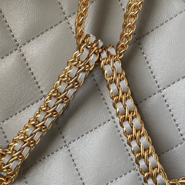 CL BUCKET BAG