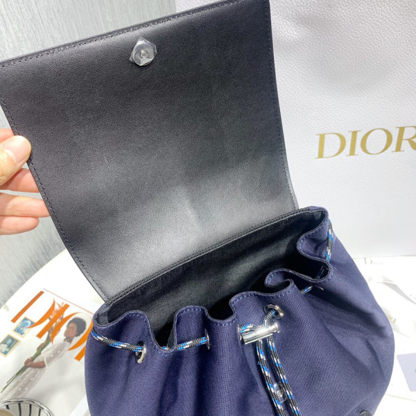 D*or backpack
