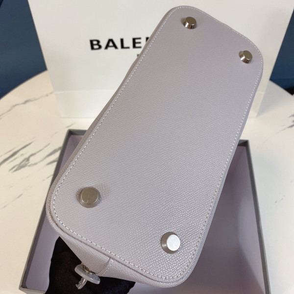 Ba*len*cia*ga ville top handle s