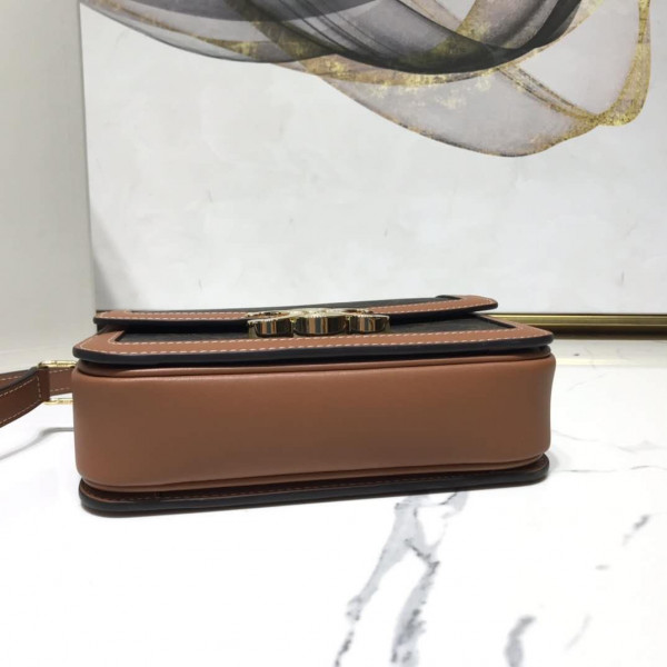 Ce**e teen triomphe bag