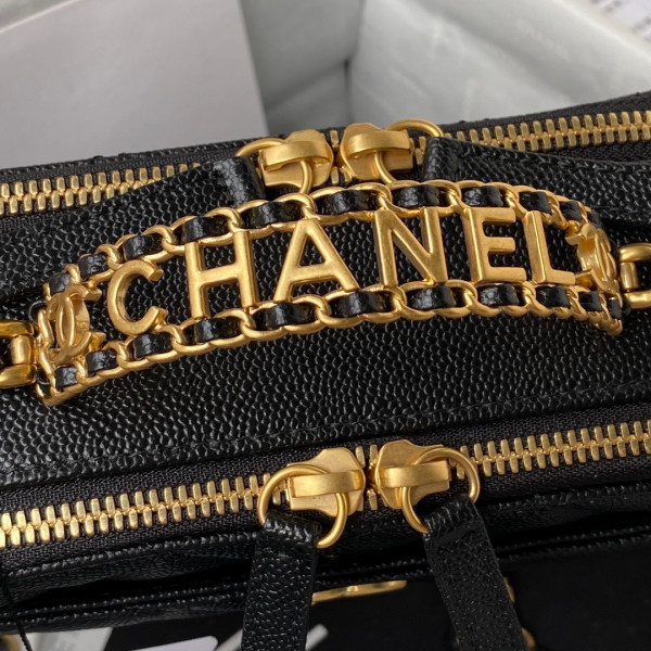 CL VANITY CASE