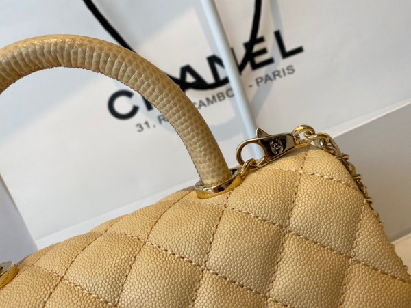 CL FLAP BAG WITH TOP HANDLE
