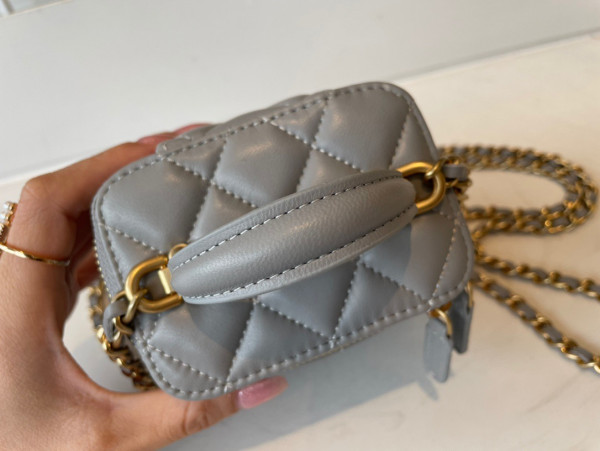 CL VANITY CASE