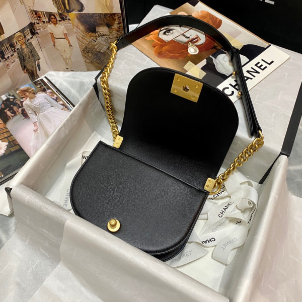 CL SMALL BOY MESSENGER BAG