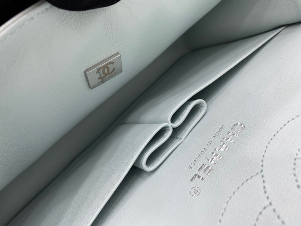 CL FLAP BAG