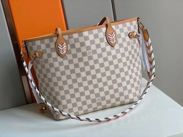 l**is V*t*n neverfull mm