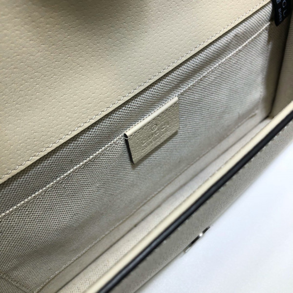 G*u*i dionysus gg clutch