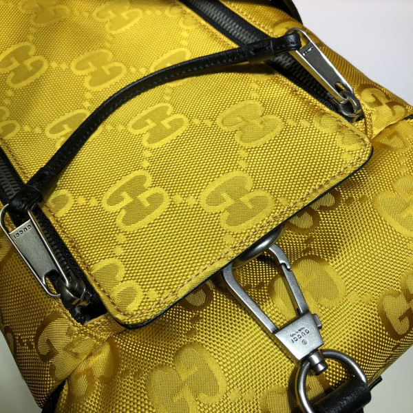 G*u*i off the grid duffle bag