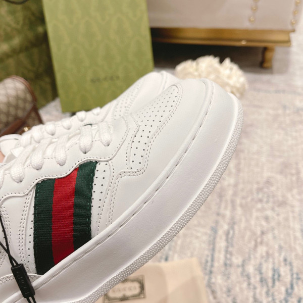 G*u*i sneaker with web