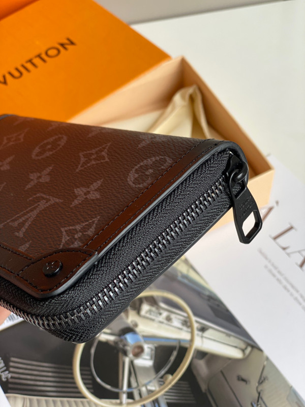 l**is V*t*n zippy wallet trunk