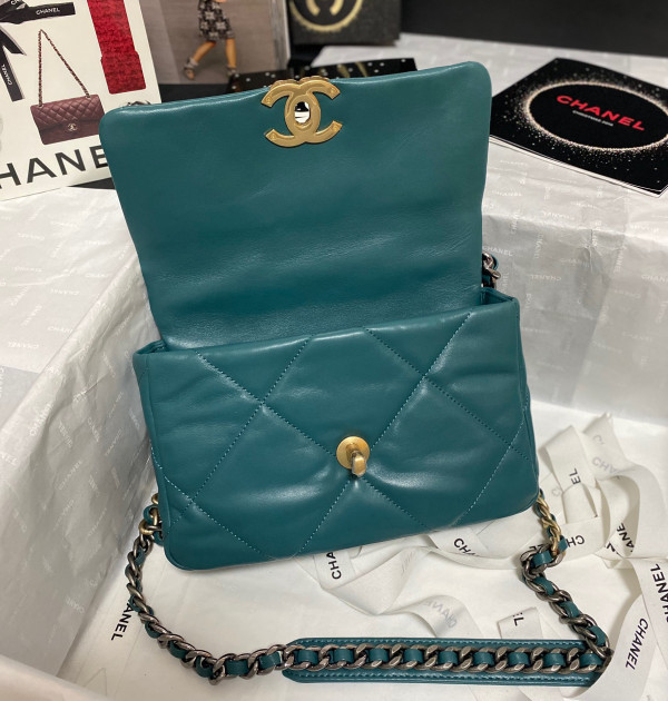 CL 19 FLAP BAG