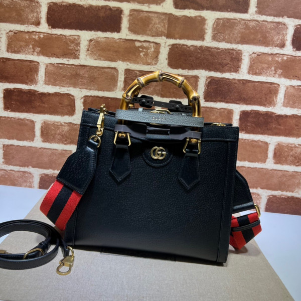 G*u*i diana small tote bag