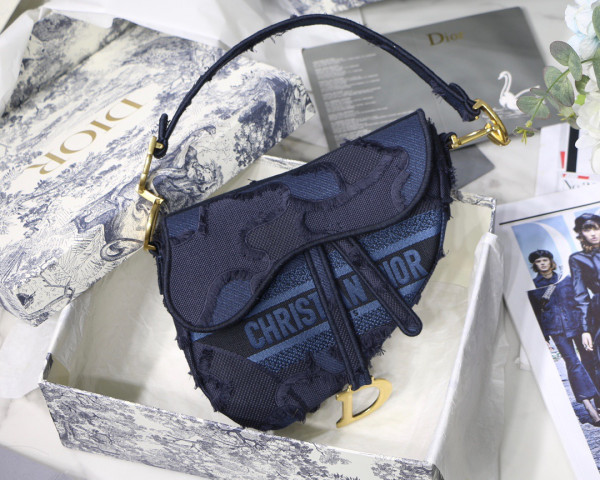 D*or saddle bag